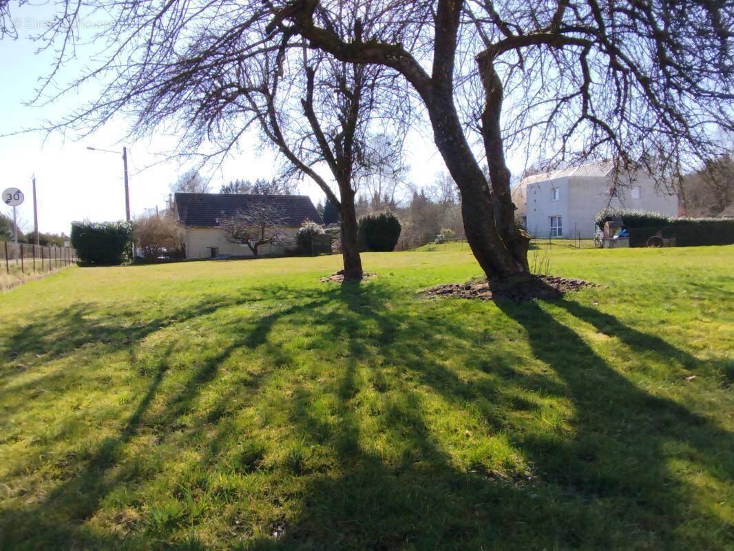 Maison à PLANCHER-BAS