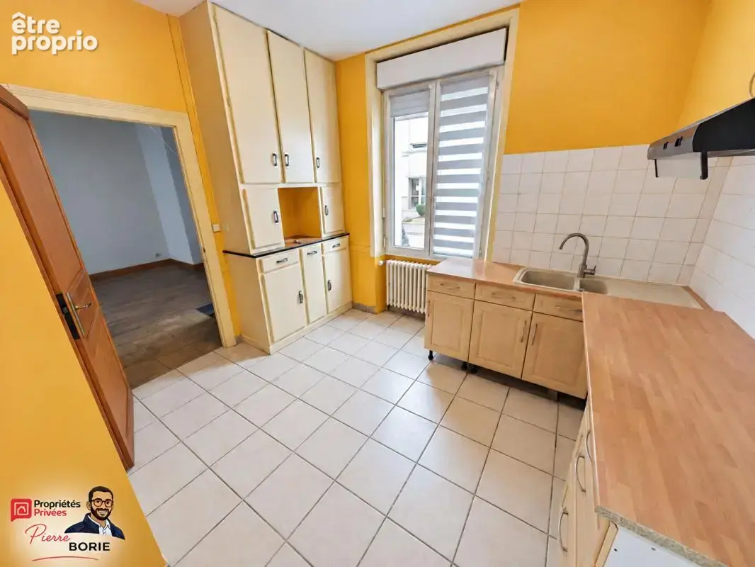 CHÂTEAUROUX - Maison 68 m² -  2 chambres et un bureau - Vie de plain-pied possible - Cour - Grande cave - photo 5