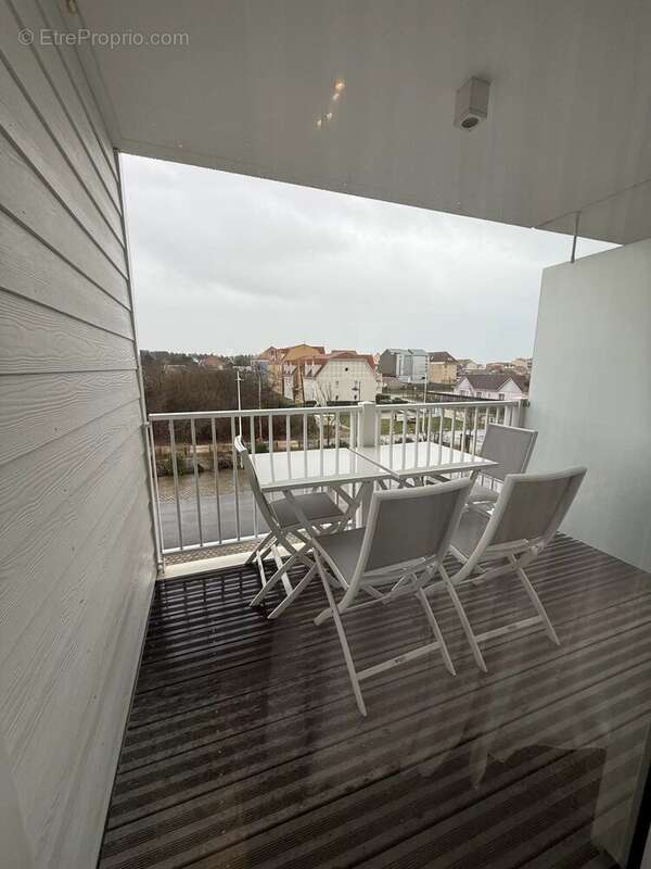 Appartement à CAMIERS