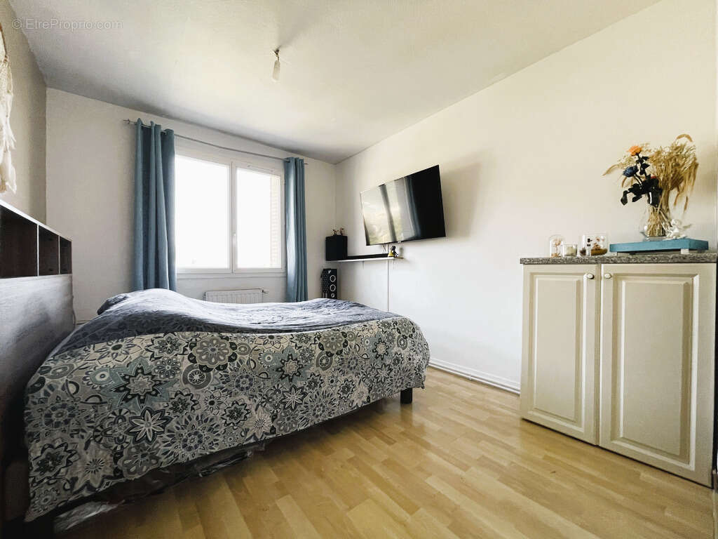 Appartement à FONTAINE