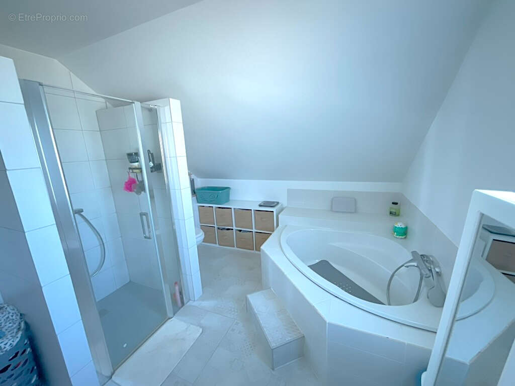 Maison Echenoz La Meline 5 pièces 120 m2 habitables 3 chambres garage terrain - photo 6