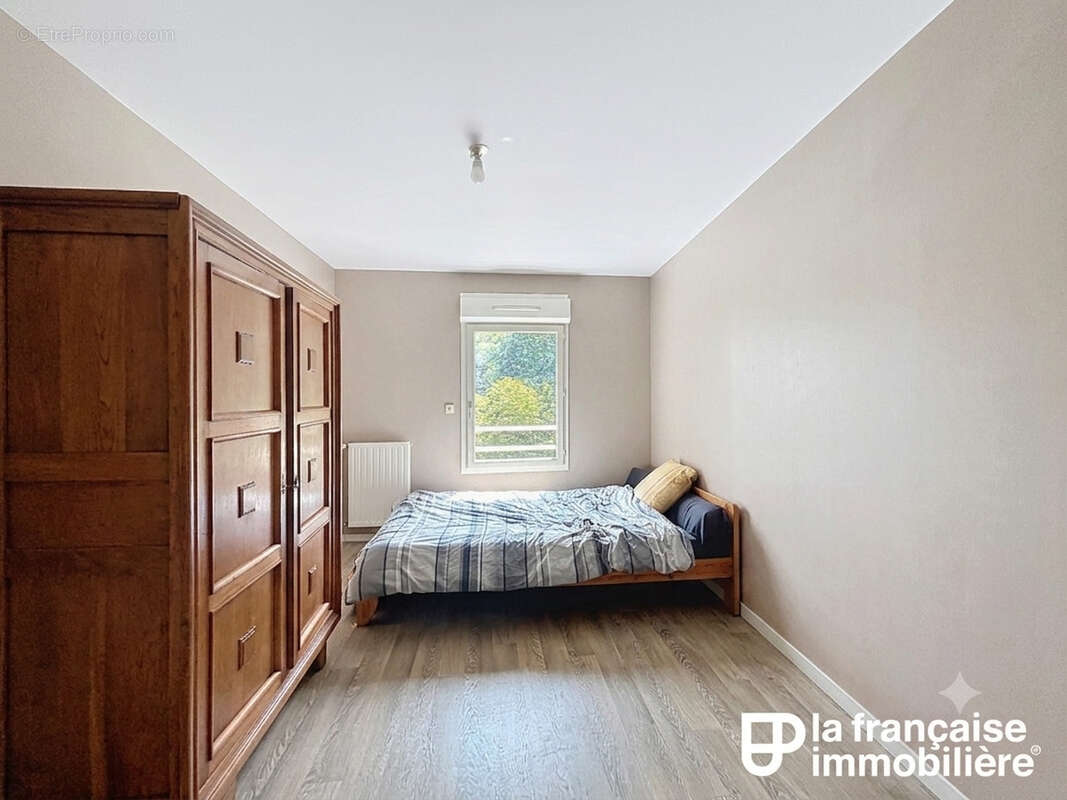 Appartement  duplex 82m²  -  3 chambres -  Garage fermé - Thorigné-Fouillard - photo 7