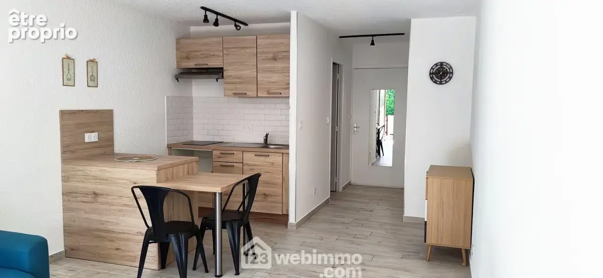 Appartement 290 m² à Saintes-Maries-De-La-Mer  - photo 4