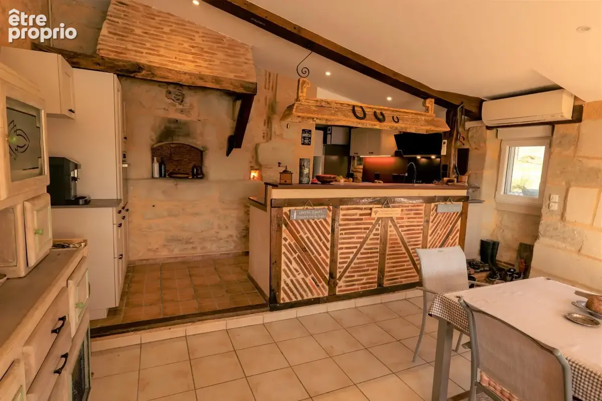 Belle Maison de caractère en pierre avec piscine et terrain de 7.5 ha - Proche de Castillonnès (47) - photo 7
