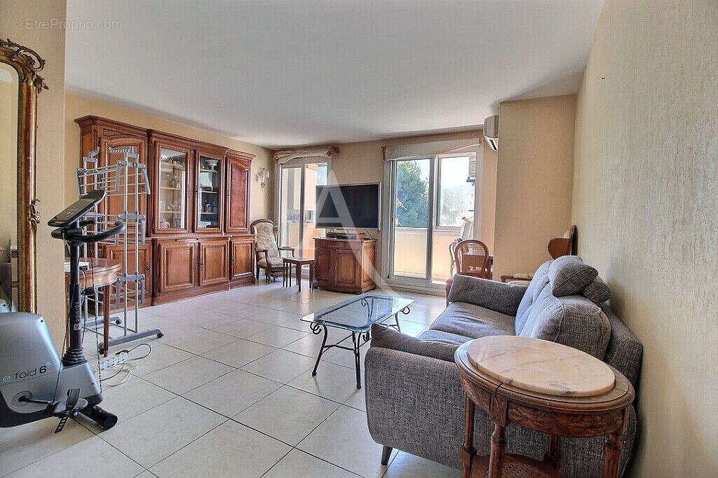 Exclusivite marseille 9 - secteur mazargues ? traverse du puits - appartement 2 chambres - traversant - lumineux - calme absolu  - photo 3