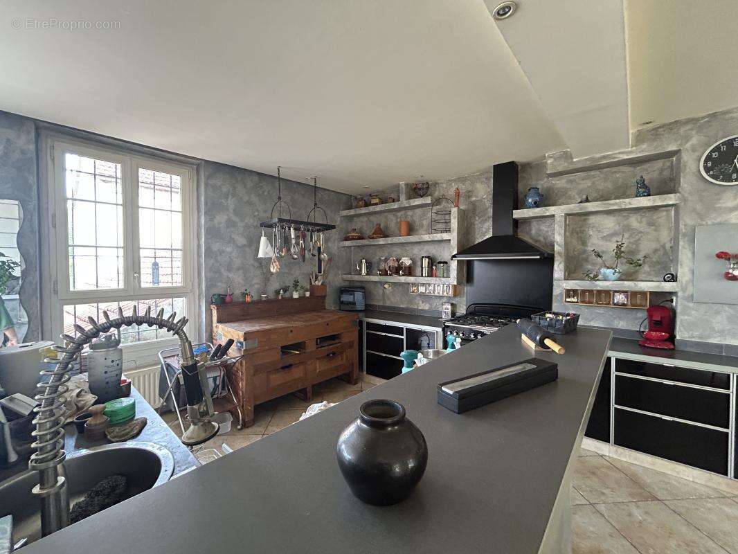 Corps de ferme 7 pièces 182 m² avec dépendances, grange et jardin 855 m² à Gommecourt - photo 14