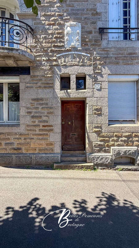 A vendre demeure de caractère dans ville historique, Côtés d'Armor - photo 3