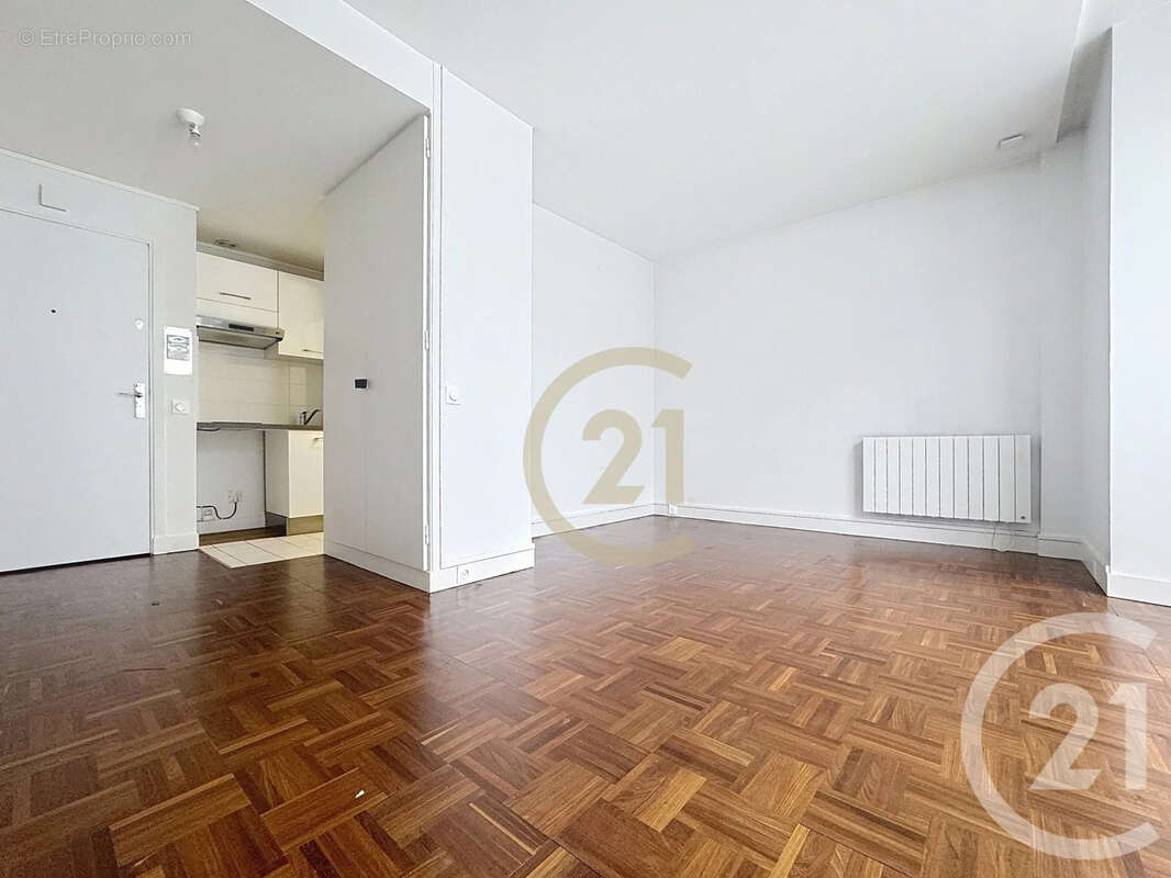 Appartement à PARIS-20E