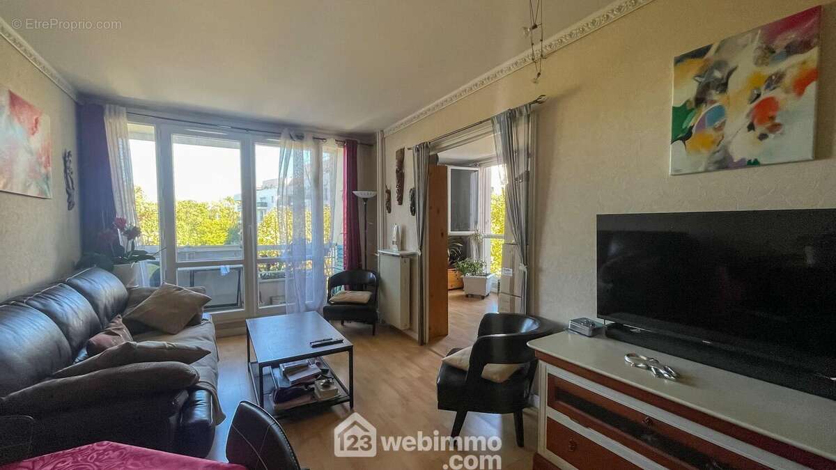 Appartement à BOISSY-SAINT-LEGER