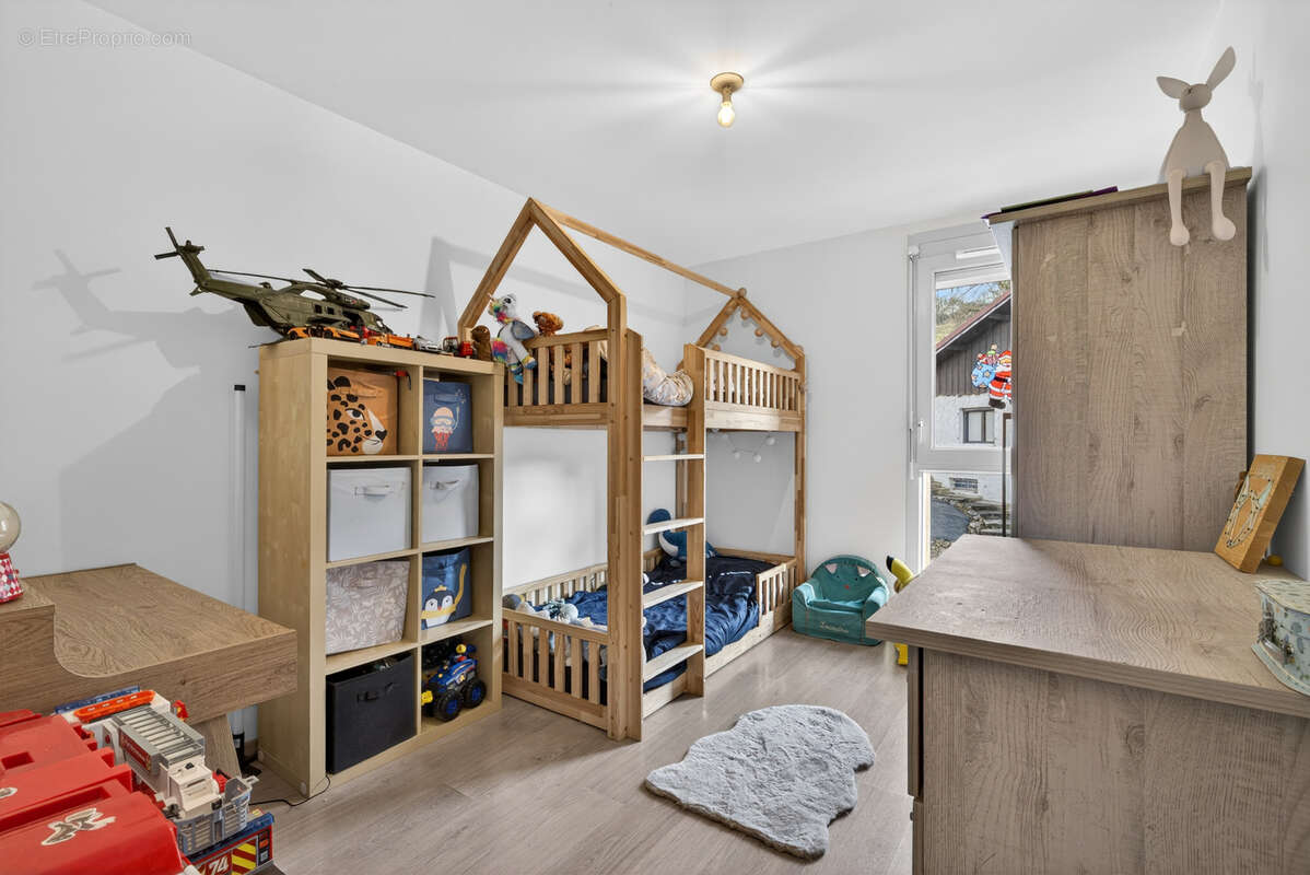 Appartement à MURES