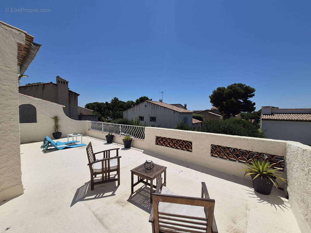 A vendre maison f6 avec garage proche corniche de sausset-les-pins - photo 12