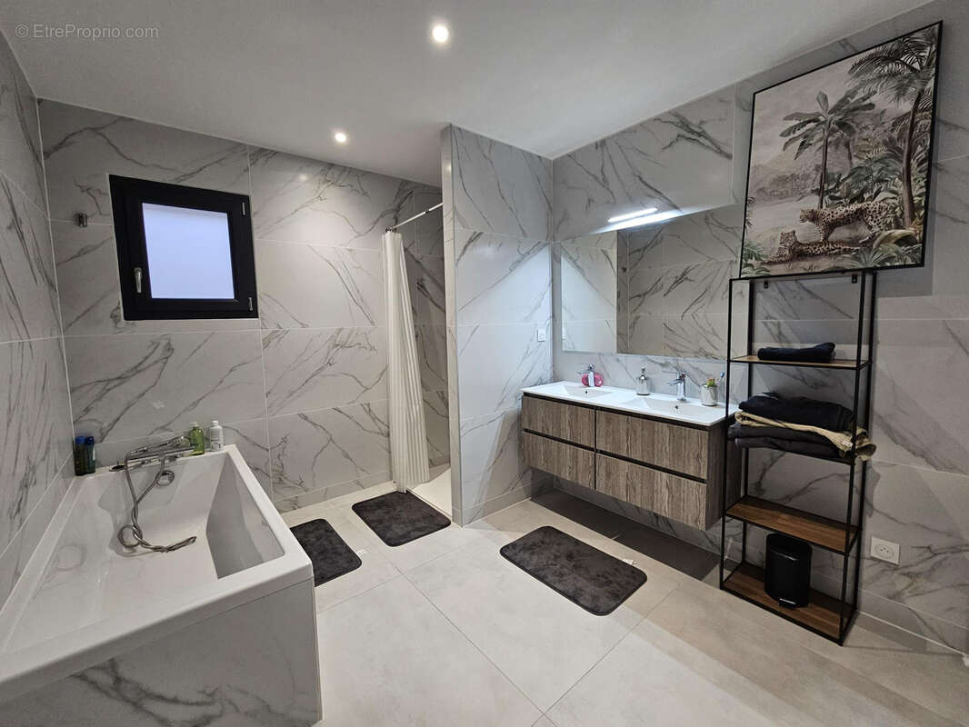 Maison à SAINT-MAURICE-L'EXIL