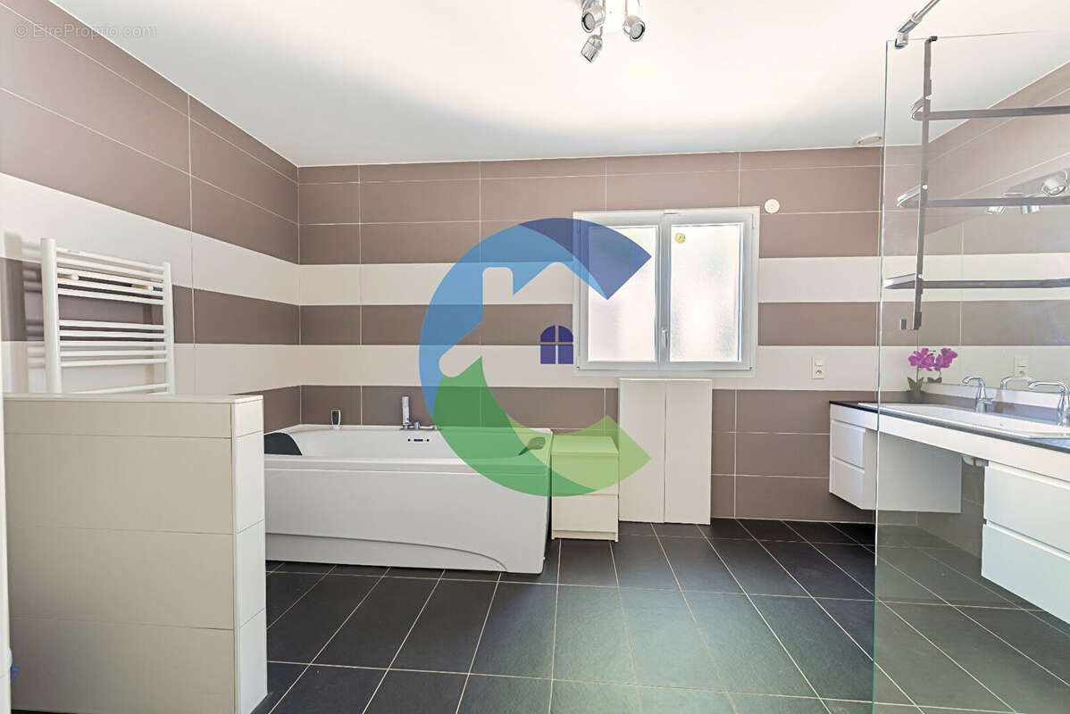 Maison à VILLEMOISSON-SUR-ORGE