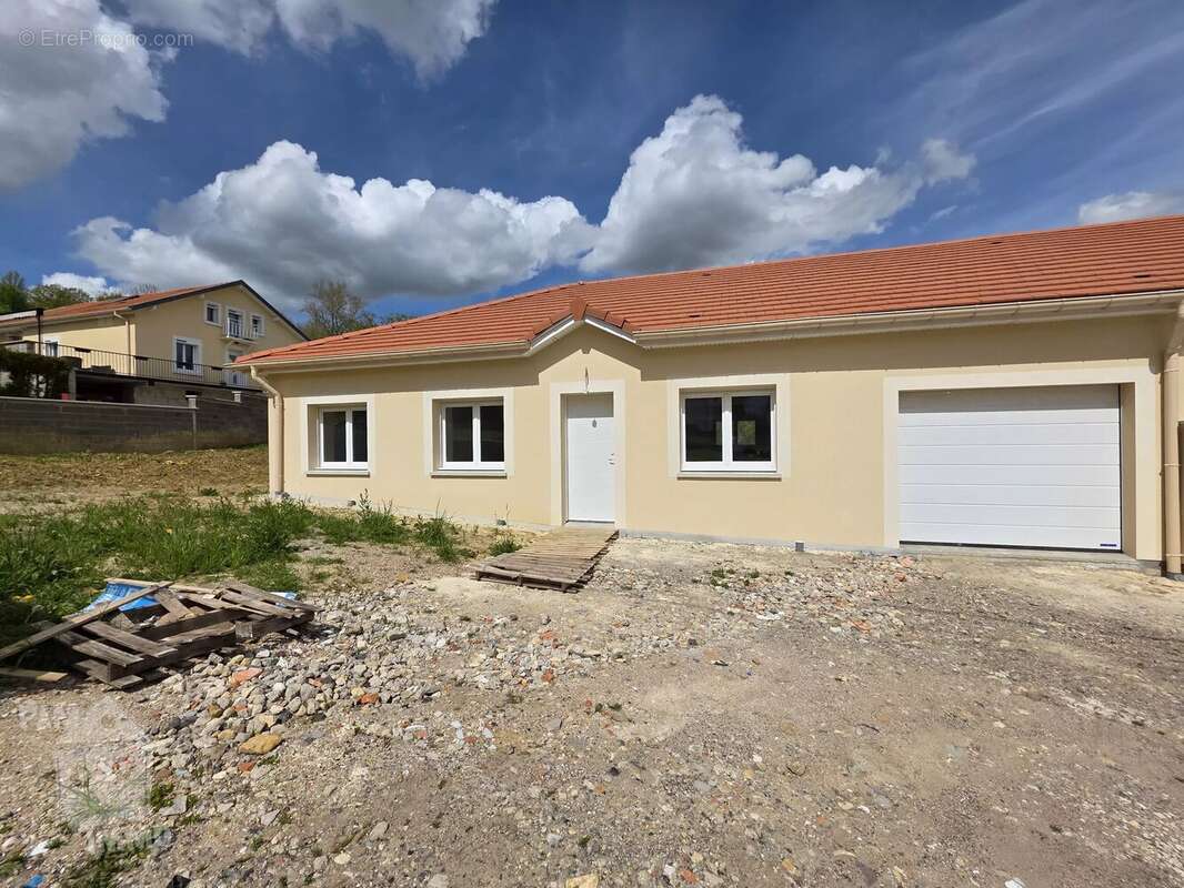 Maison à PONT-A-MOUSSON