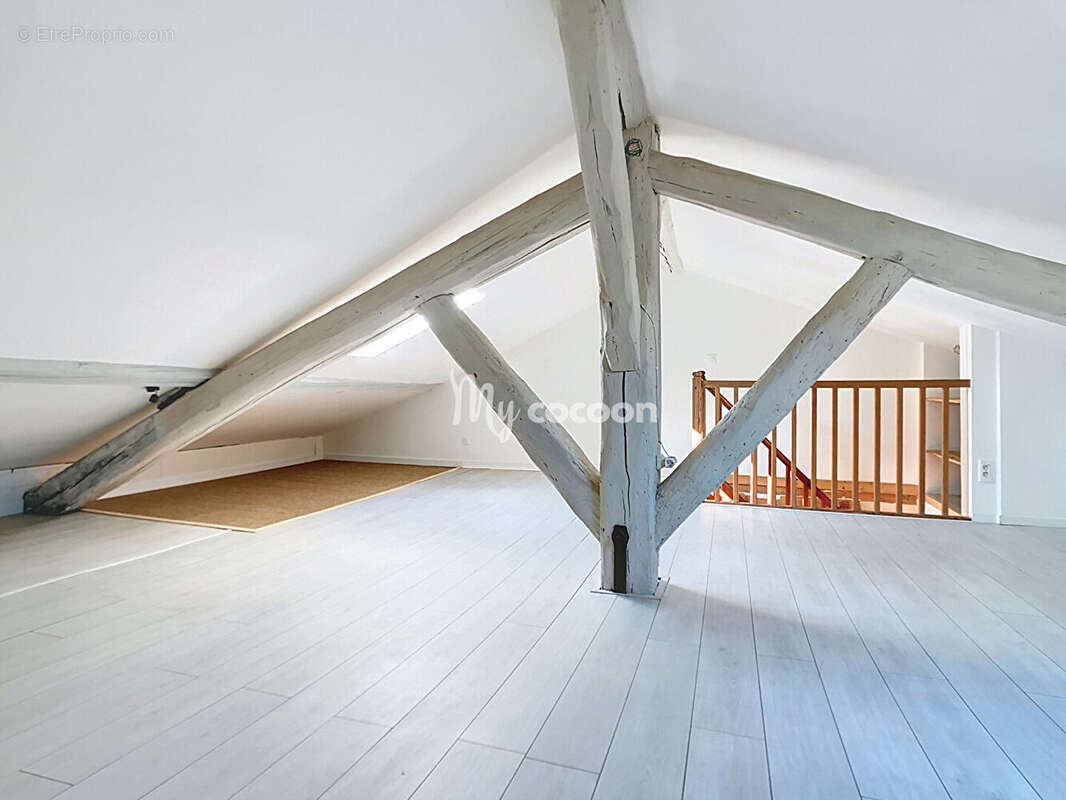 Appartement à LYON-7E