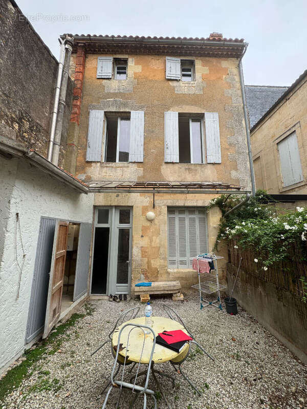 Appartement à BLAYE