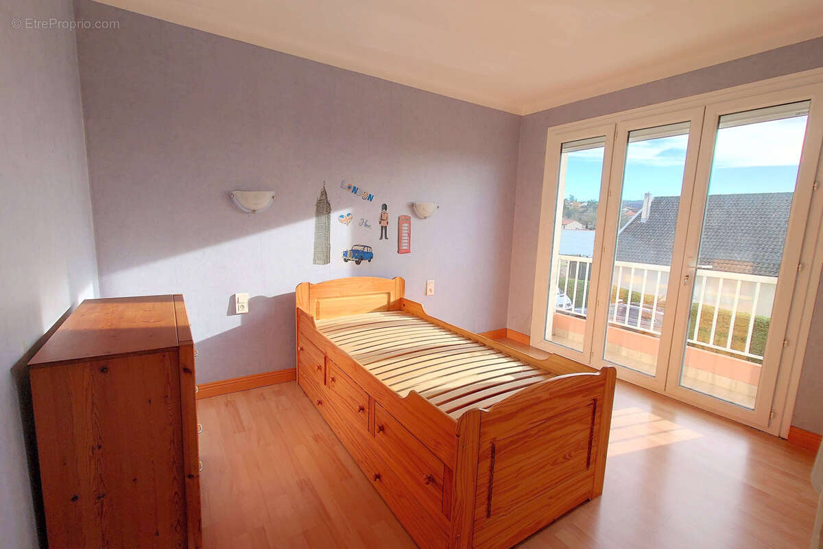 Appartement à VILLEFRANCHE-DE-ROUERGUE
