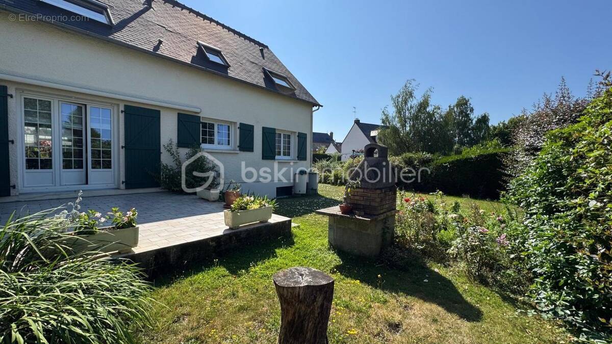 Maison à CHARTRES-DE-BRETAGNE