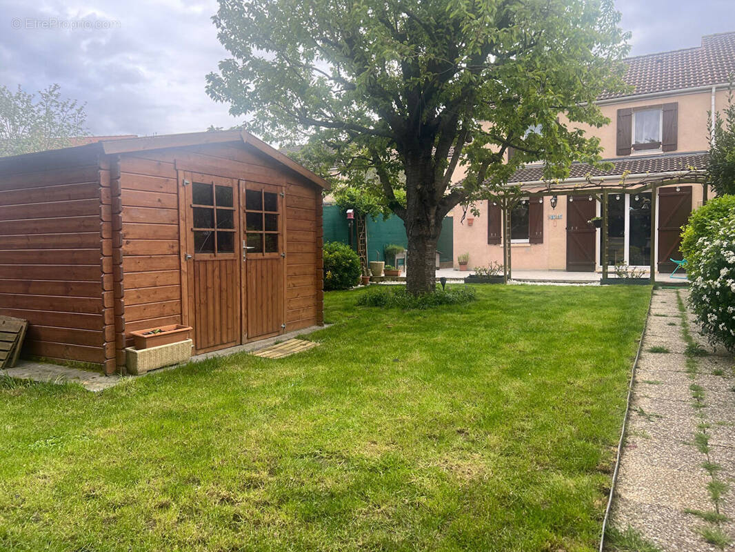 Maison à BRIE-COMTE-ROBERT