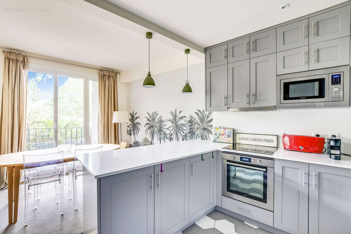 Appartement à PARIS-15E