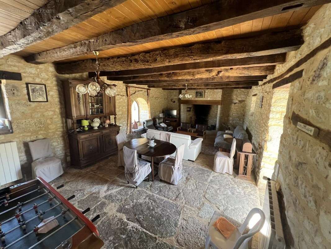 Maison à GOURDON