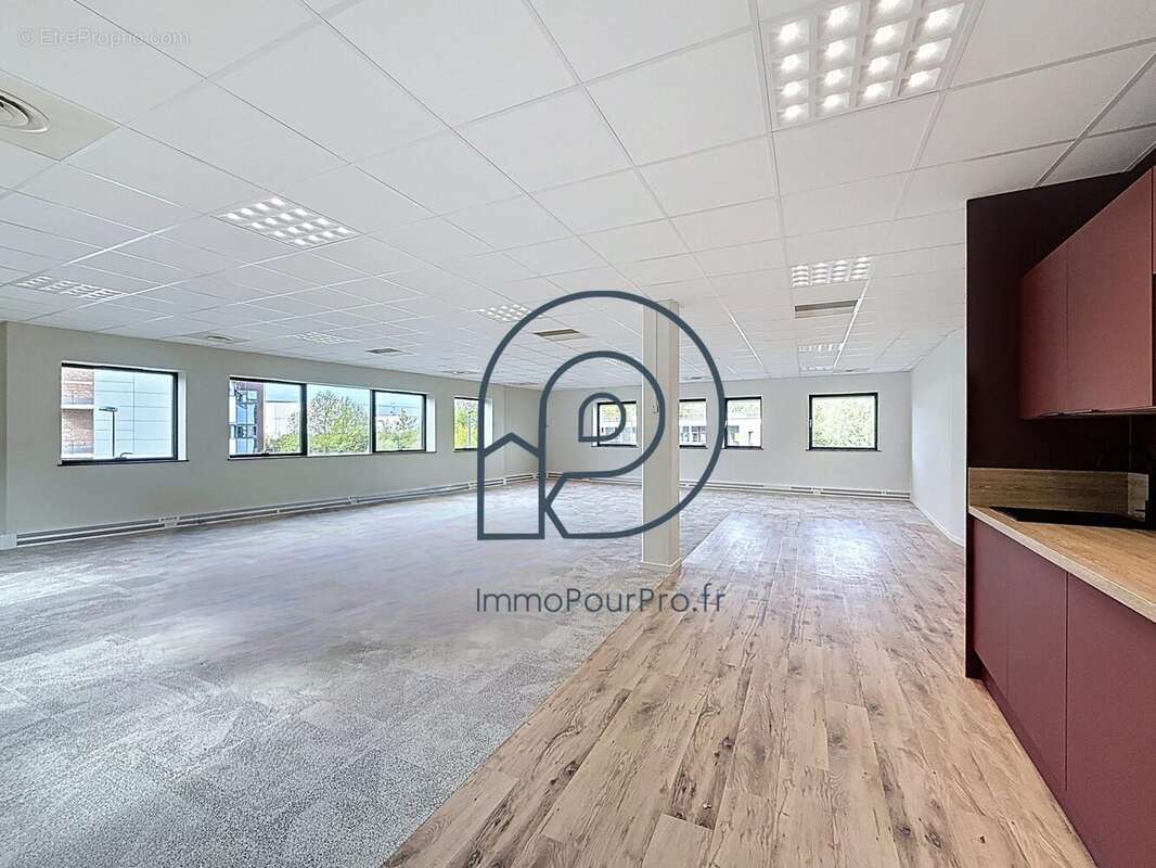 Commerce à WASQUEHAL