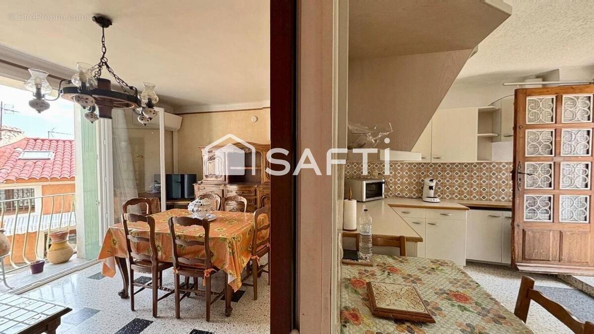 Photo 1 - Maison à CUERS