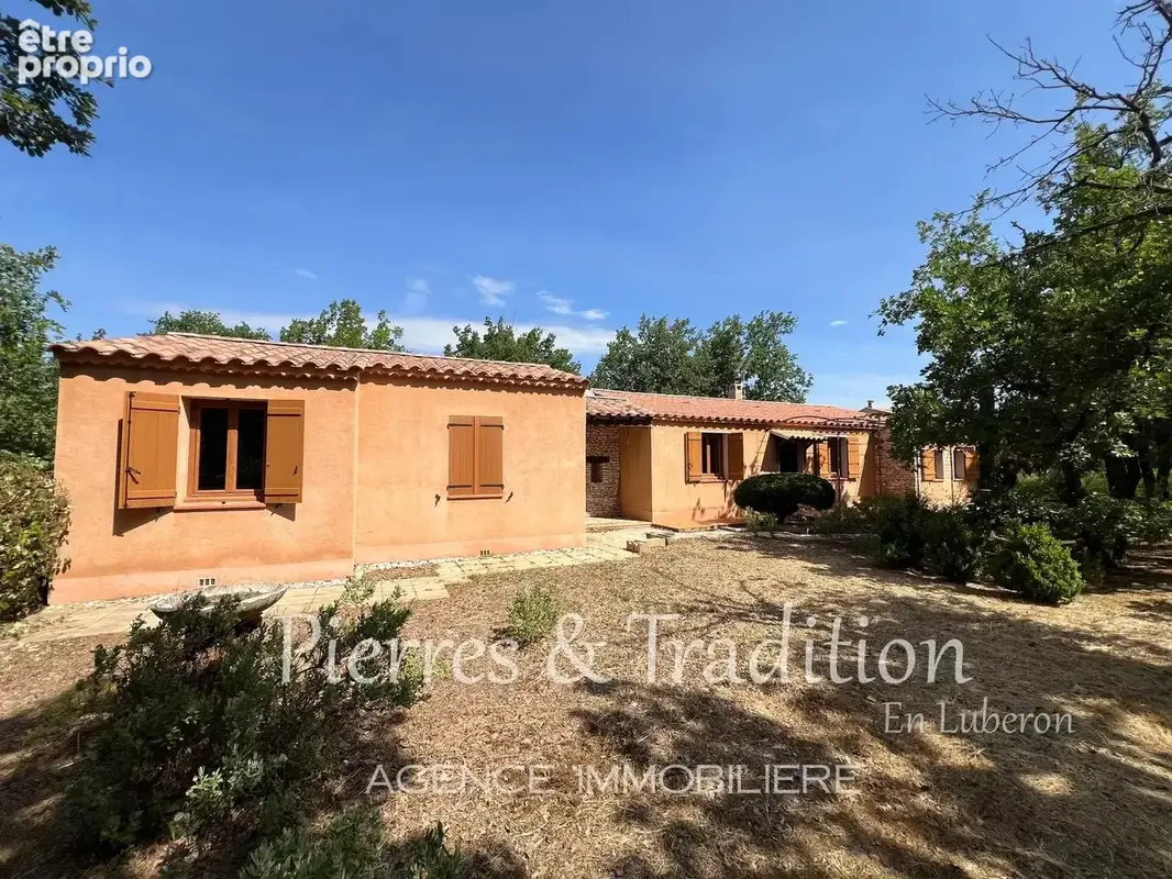 St Saturnin les Apt, maison de plain pied avec grand terrain clos - photo 2