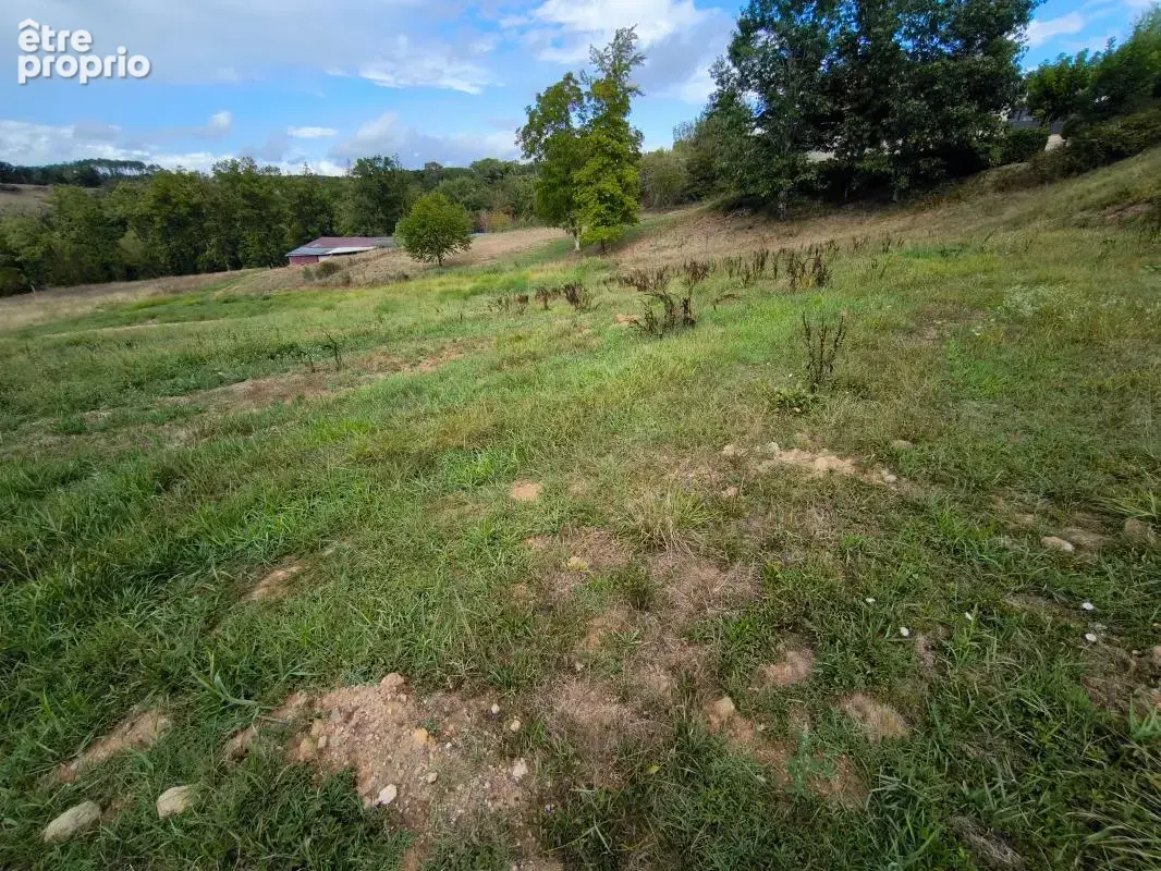 Terrain à MALEMORT-SUR-CORREZE