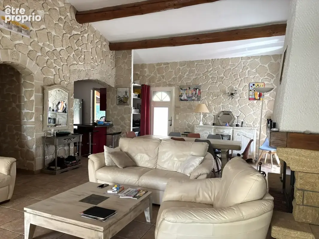 Propriété d’exception avec piscine et dépendances à Tavernes - photo 8