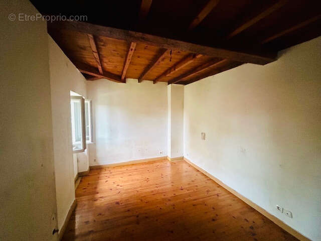 Maison à VIC-EN-BIGORRE