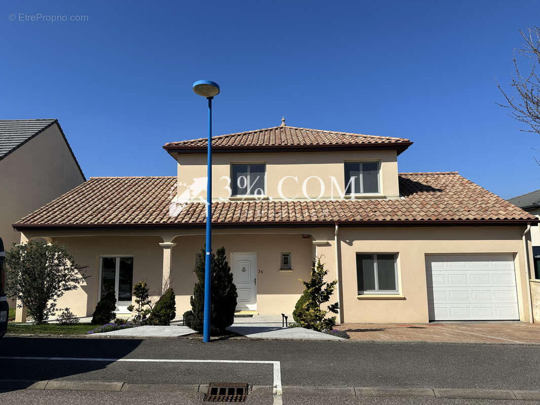 Maison à TOUL