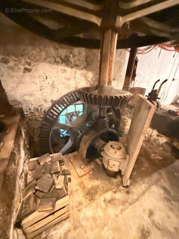 MAGNIFIQUE Moulin de Peurousseau 142m², 4 chambres sur terrain de 4663m² 149 000 € - photo 15