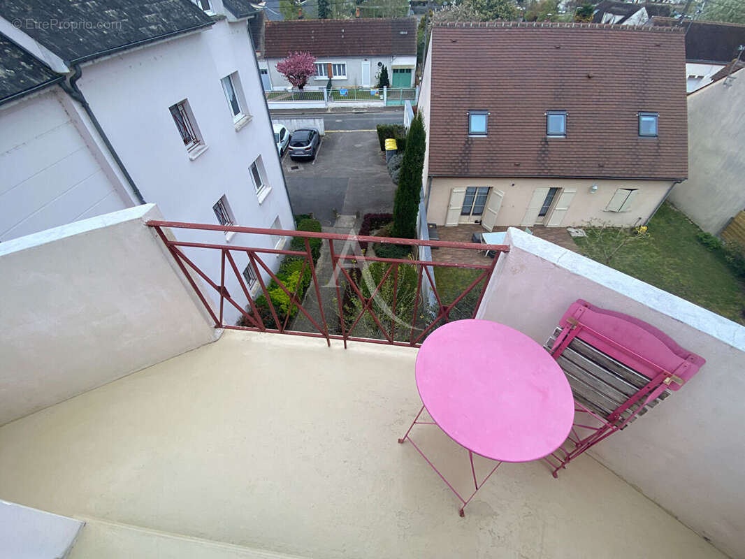 Appartement à CHATEAUNEUF-SUR-LOIRE