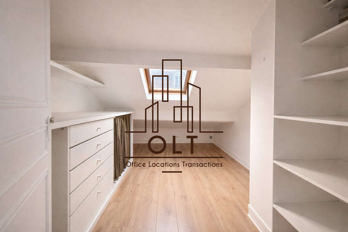 Appartement à SURESNES