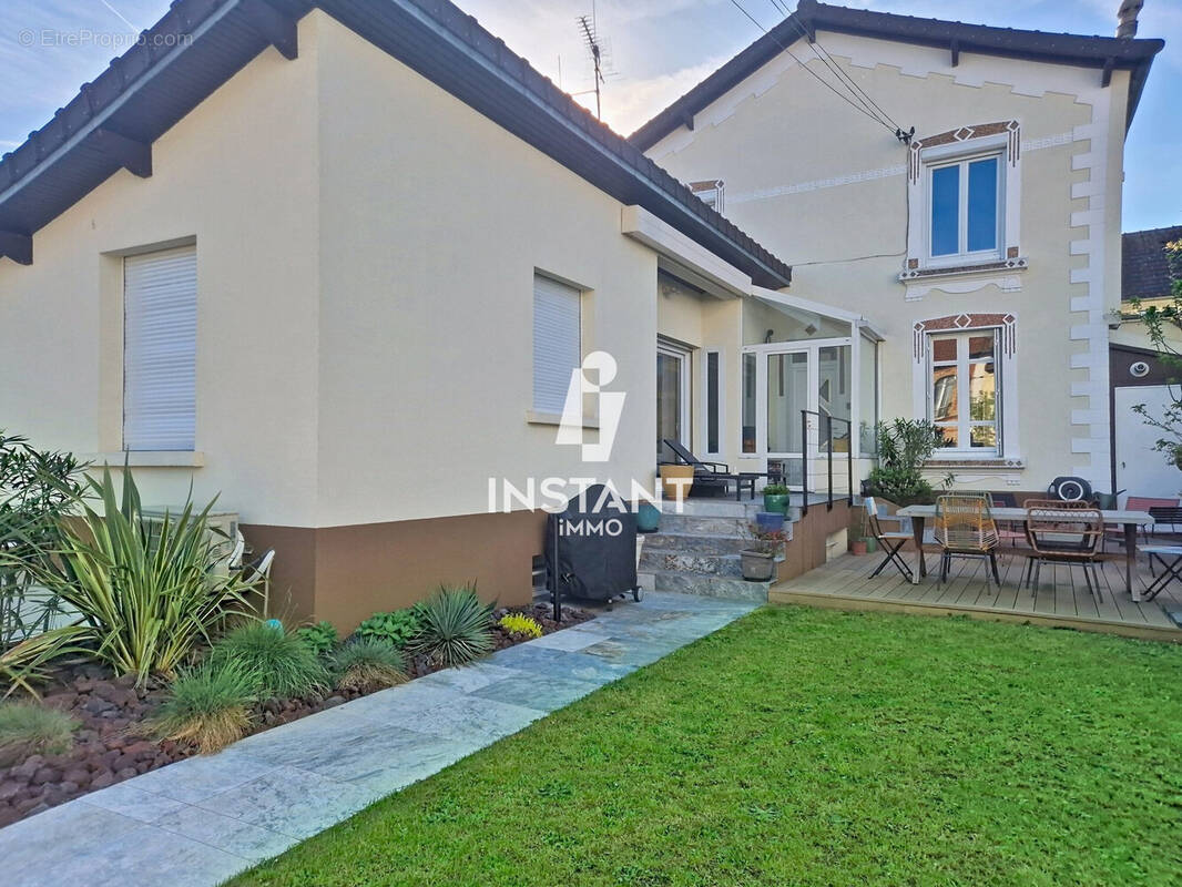 Maison à MAISONS-ALFORT