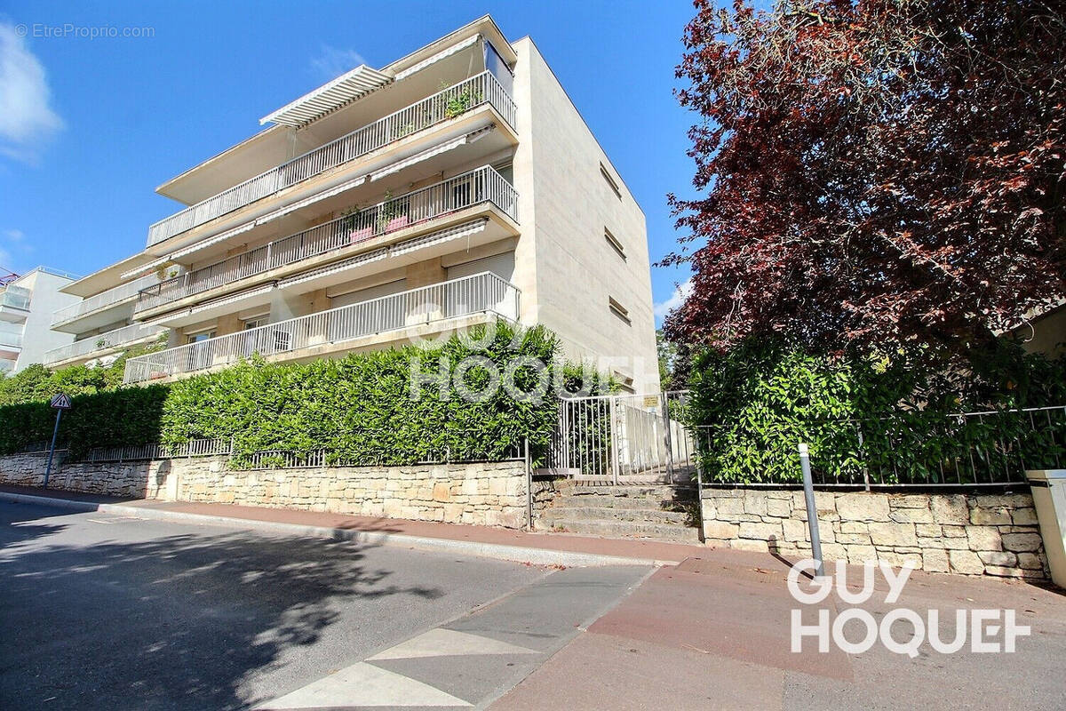 Appartement à CHAVILLE