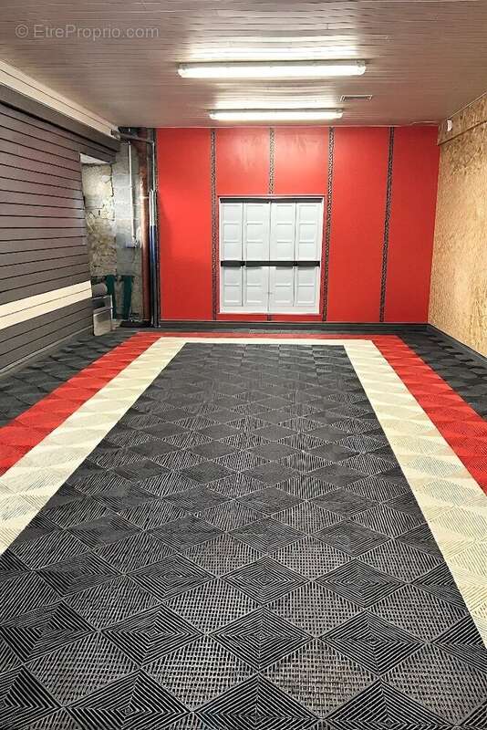 Propriété d'exception  274 m² habitables + 699 m² de dépendances et garages - photo 23