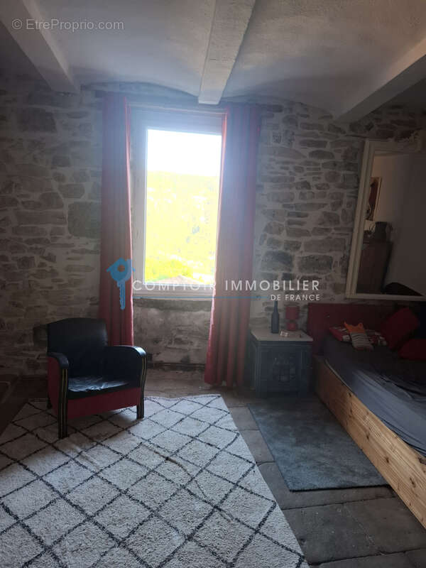 Maison à VESSEAUX