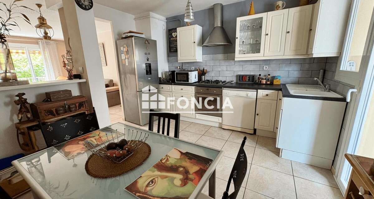 Appartement à HYERES