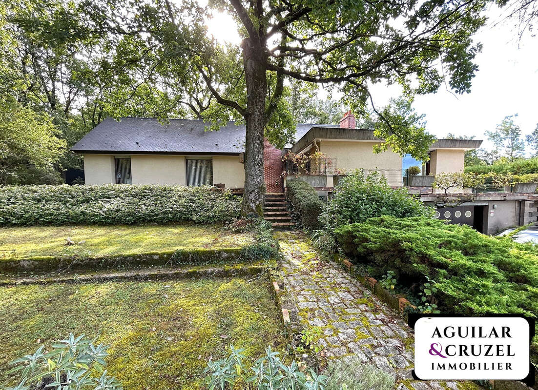 Maison à LE SUBDRAY