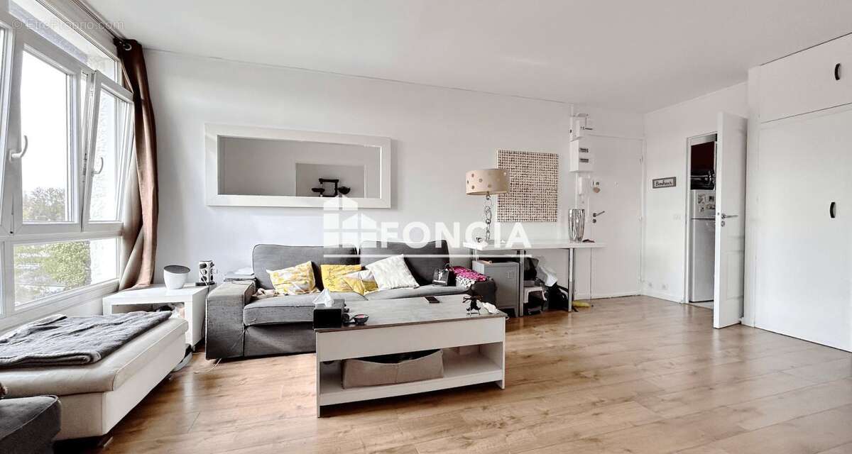 Appartement à NOISY-LE-ROI