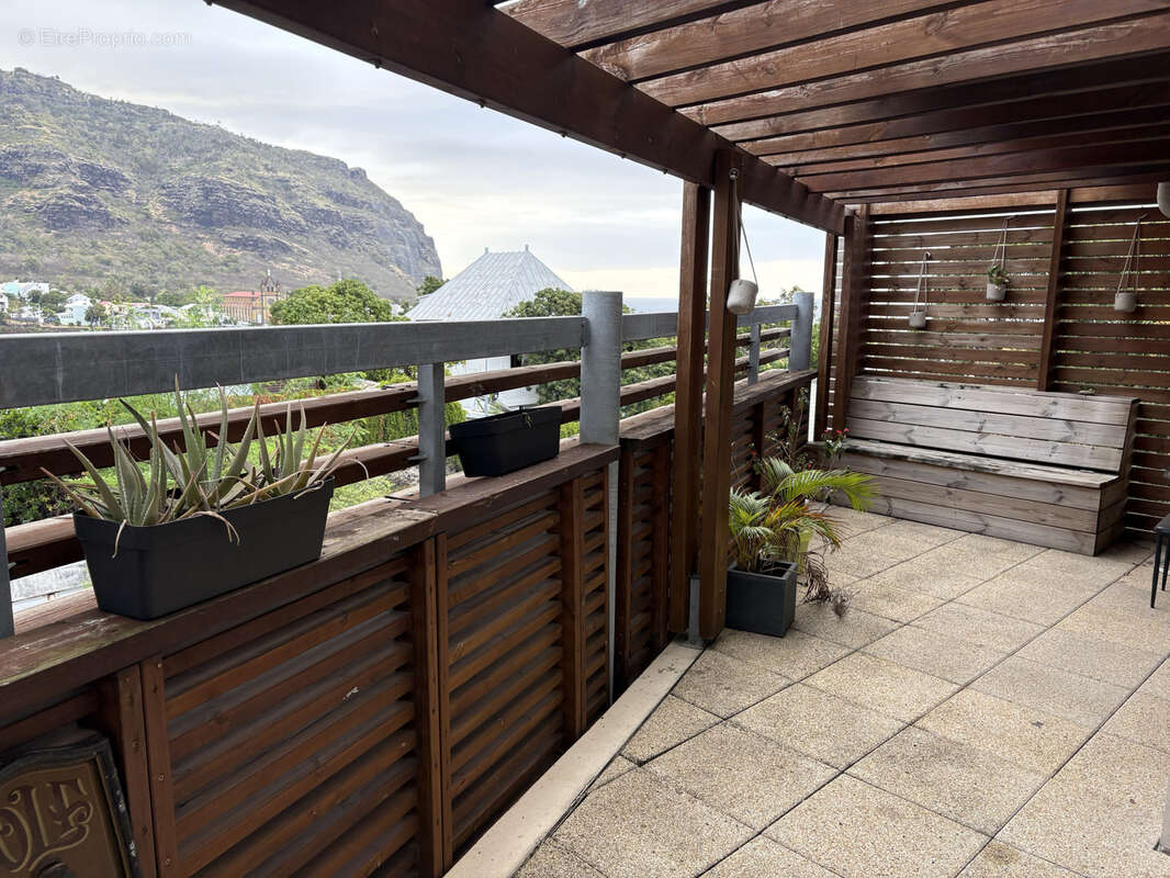 Appartement à SAINT-DENIS