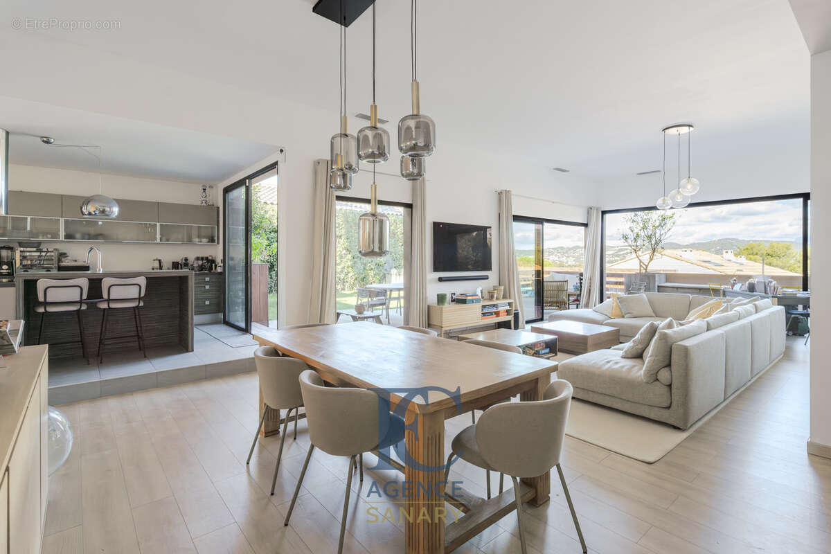 Maison à SANARY-SUR-MER