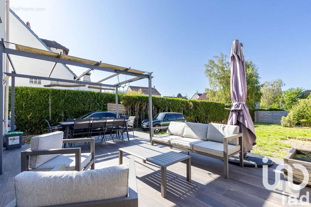 Photo 2 - Maison à MERY-SUR-OISE