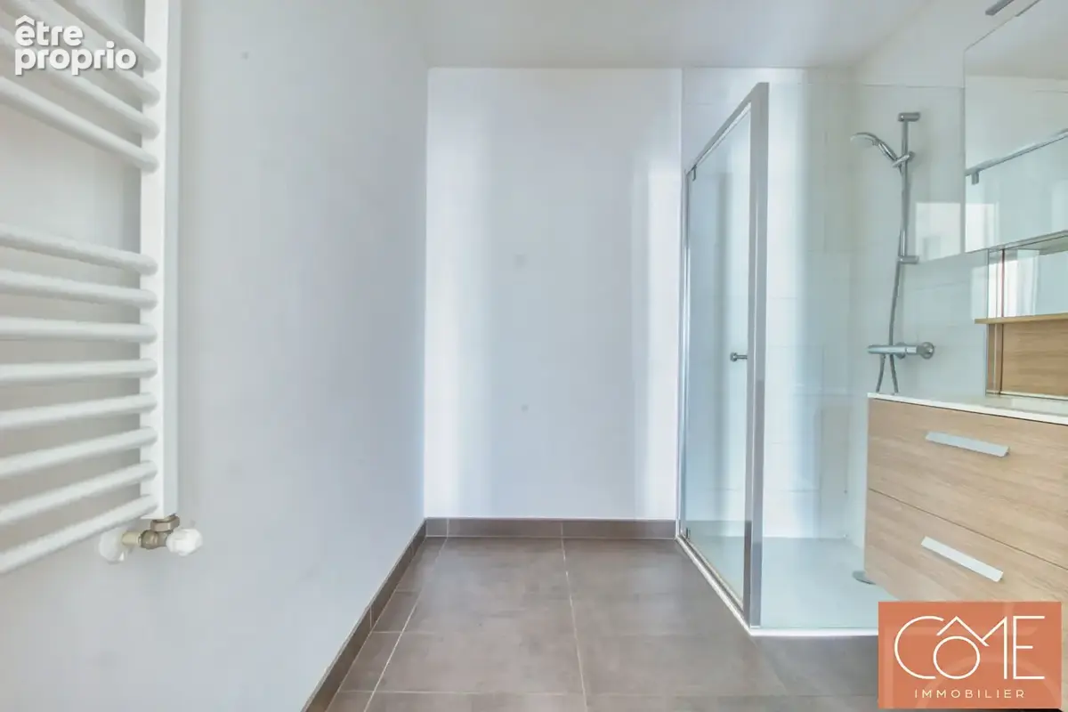 A vendre appartement type 4 - 80m² - terrasse exposee ouest - balcon - 2 stationnements en sous sol - proche centre ville et met - photo 4