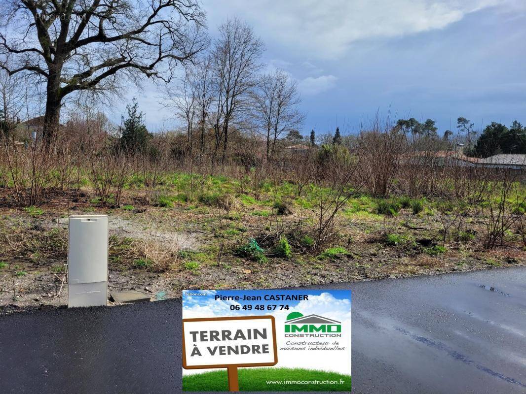 Terrain à LABOUHEYRE