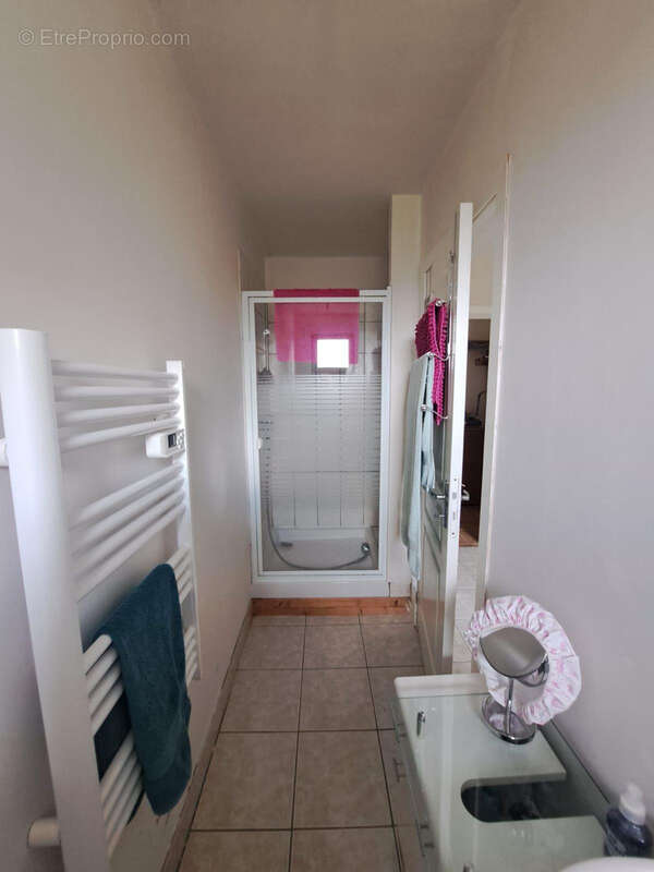 Maison de plain-pied - 3 chambres - gorre - photo 11