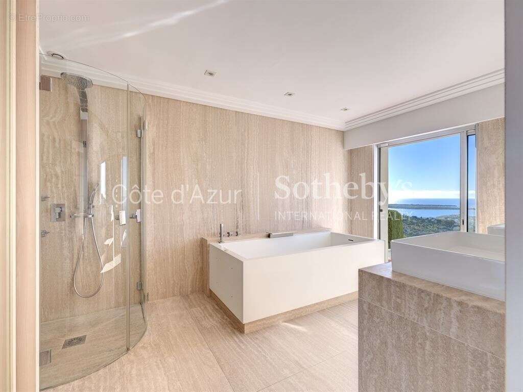 Maison à CANNES