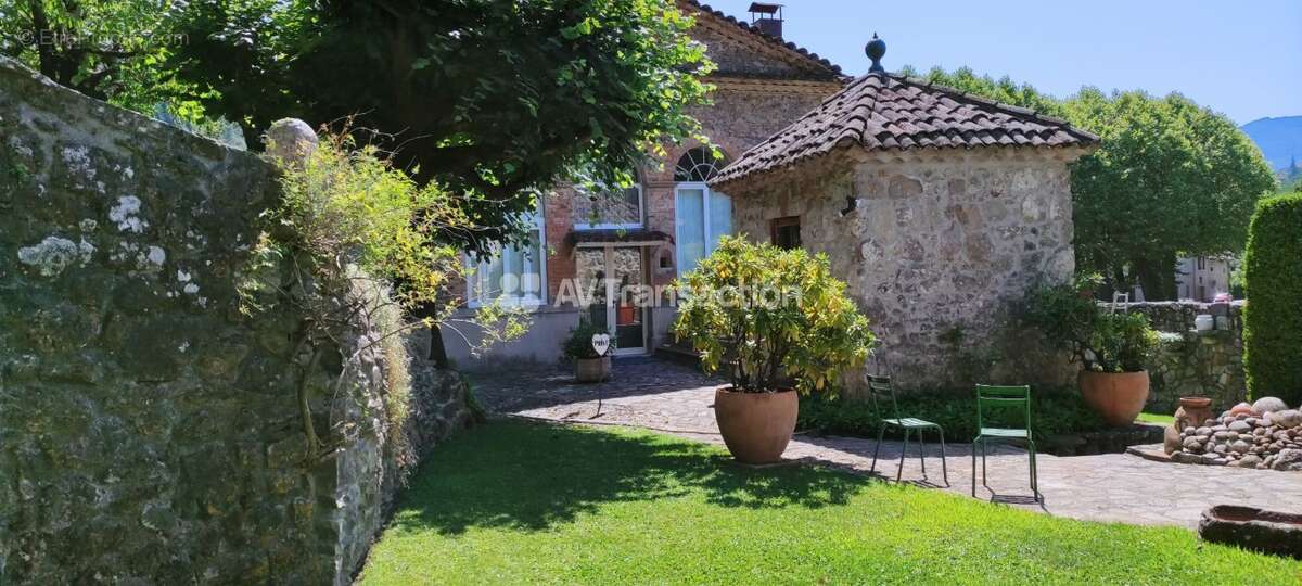 Maison à LASALLE